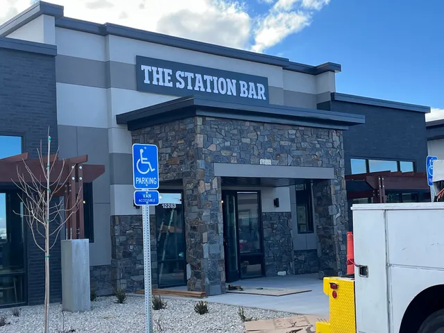 The Station Bar