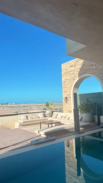 The gate ذا جيت