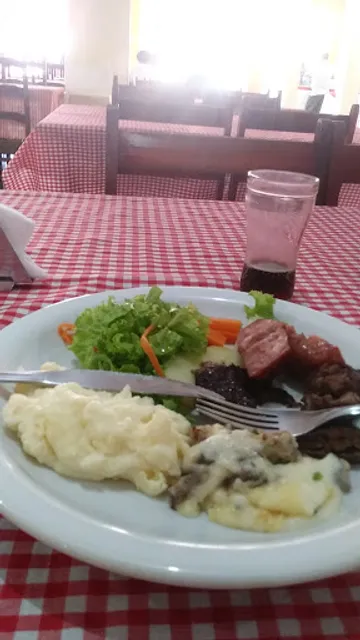 Peba's Self Service e Churrascaria