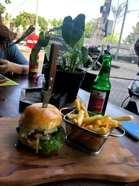 Burger Buzz Pizza Pasta