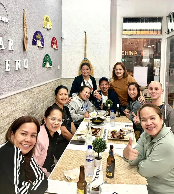 Neneng Bar / Filipino Restaurant