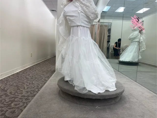 Deshotel's Junior & Missy Shop