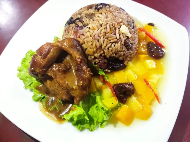 Restaurant-Polleria Nuevo Amanecer E.G