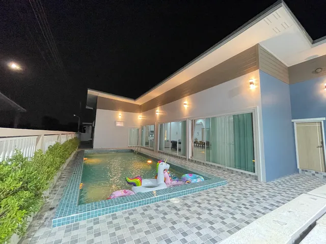 Grand Pool Villa เขื่อนอุบลรัตน์