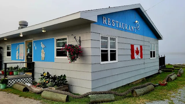 White Gull Restaurant & Marina