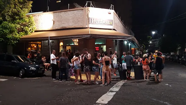 Henrietta | Lounge e Bar em Ribeirão Preto