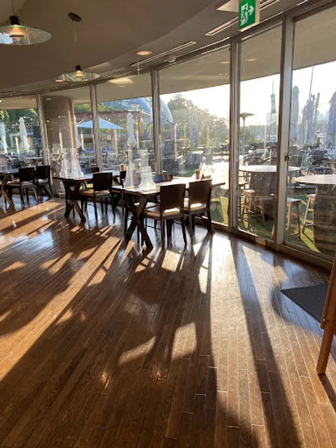 MARINA&GRILL マリーナ&グリル