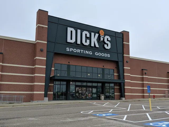 DICK'S Sporting Goods