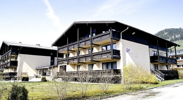 Dahoam by Sarina - Hotel & Suites