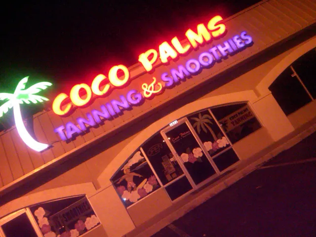 Coco Palms Tanning & Smoothies
