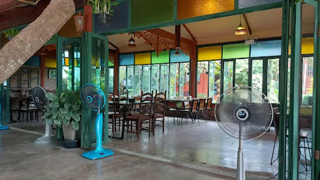 ร้านอาหาร บ้านสวนบางบาล