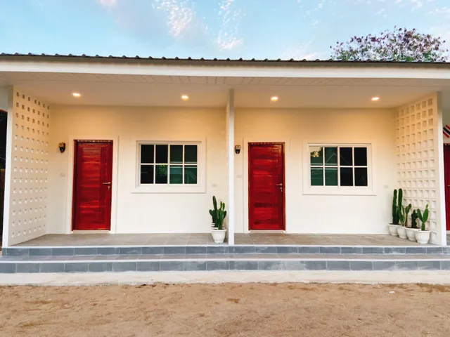 แม่พริกวัลเลย์ (500-600฿) Mae Phrik Valley Hotel, Mae Suai Town