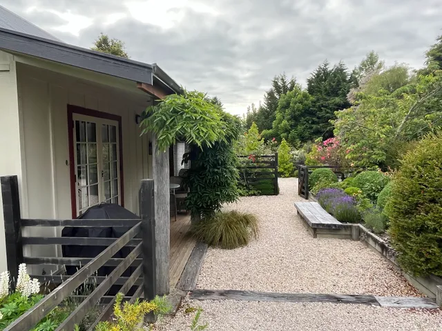 Tasman Village Cottage