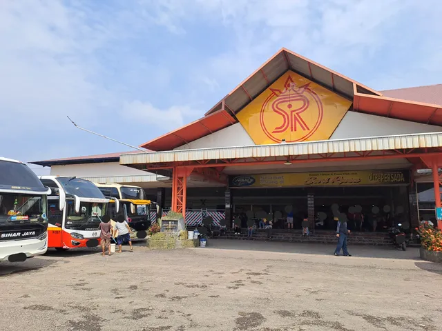 R M Sari Rasa Kendal