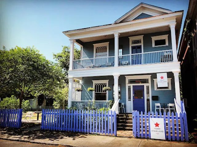 Starland Cafe & Catering