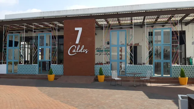 7 Caldos • Dinamia Cayala