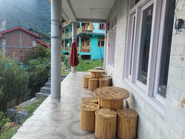 The FullMoon Cafe, Tosh, Parvati Valley, Himachal Pradesh