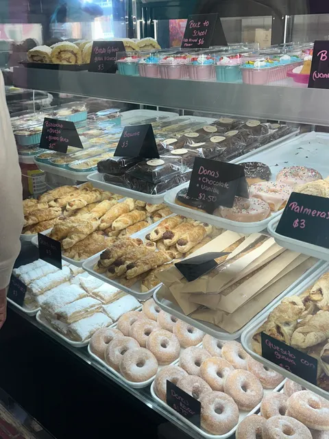 Sueños de azucar bakery LLC