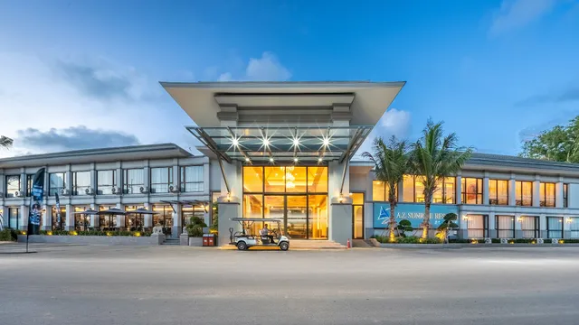 A.Z. Sunrise Resort & Fitness Club