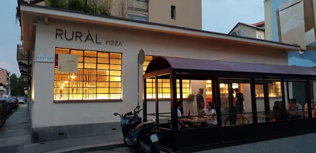 Ruràl Pizza