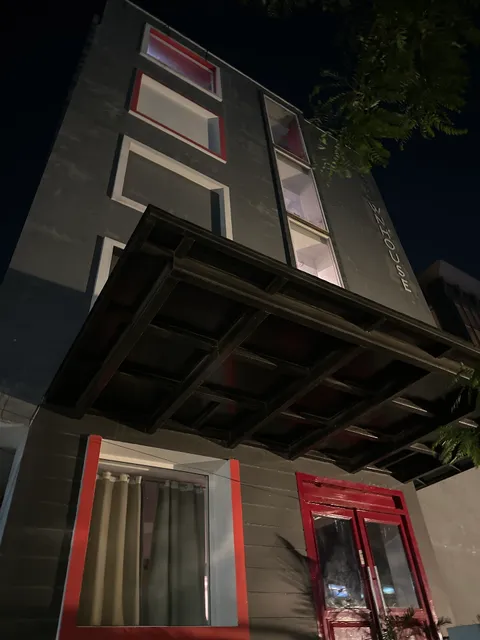 1274 Super Townhouse Patrakar Puram