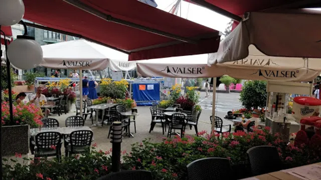 Le Metropole Restaurant & Bar à Cocktails