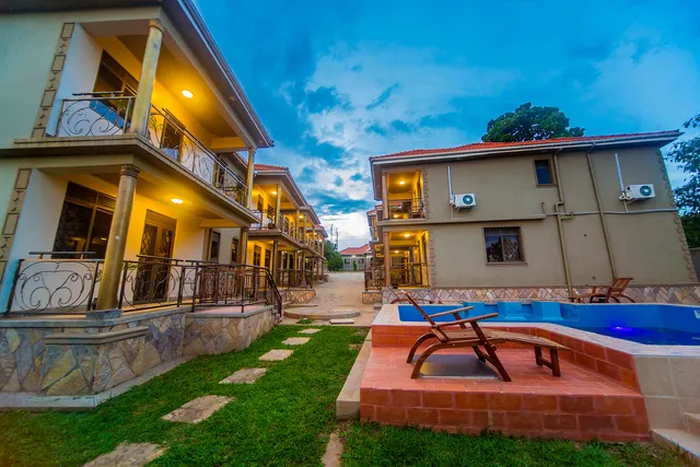 Victoria Breeze Apartments