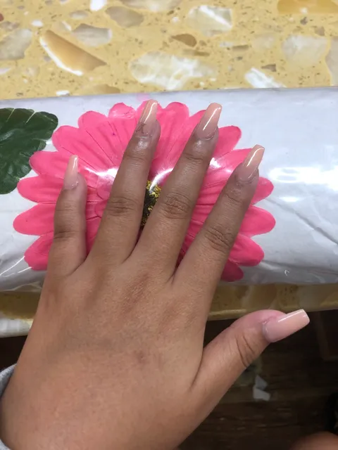 D'Pelos Unisex Salon Corporation