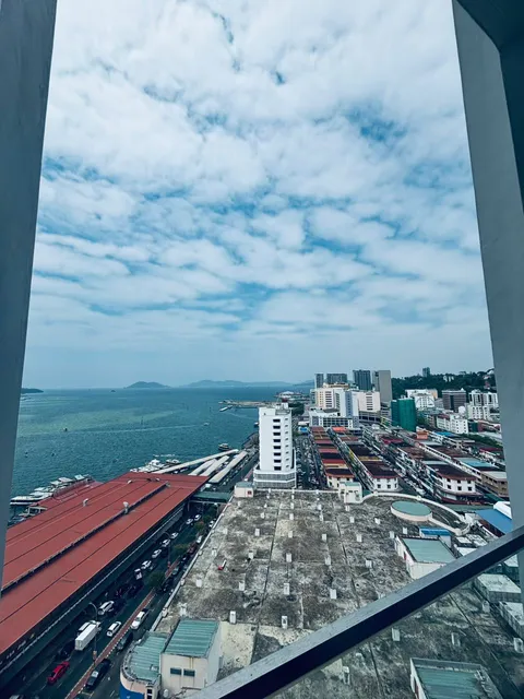 The Shore by MD Staycation