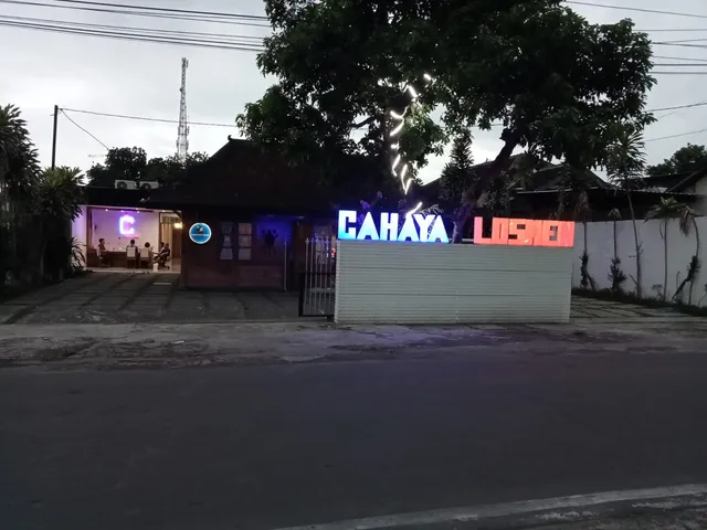 Cahaya Losmen Sragen