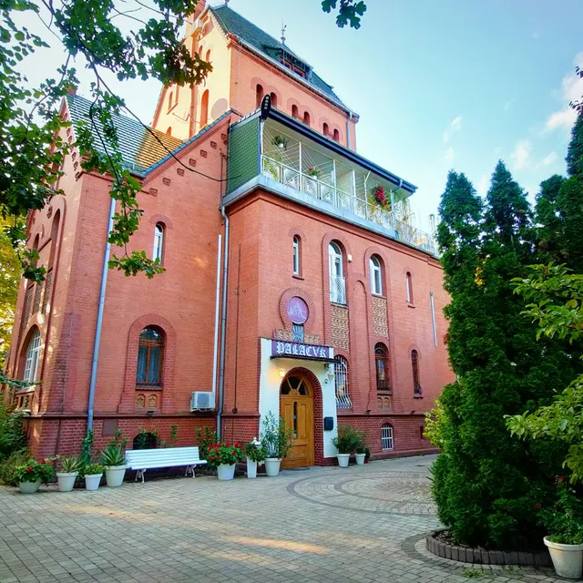Pałacyk Chojnów