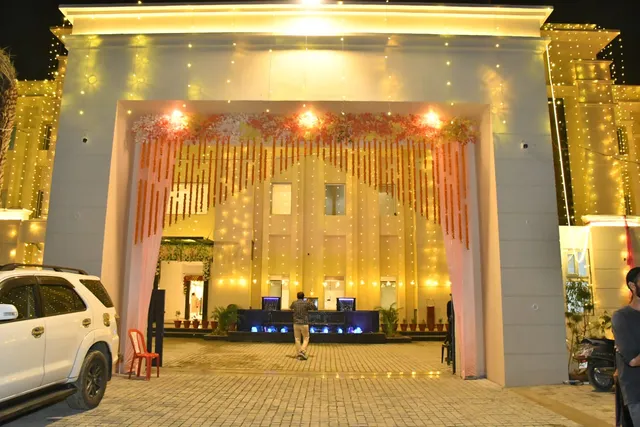 Solitaire Resort Gonda