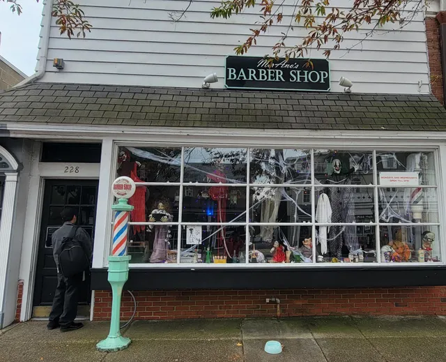 MirAno's Barber Shop