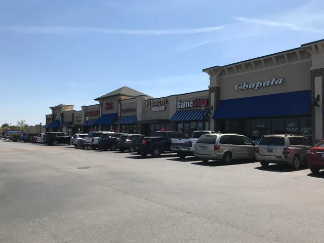 Shoppes At White Knoll