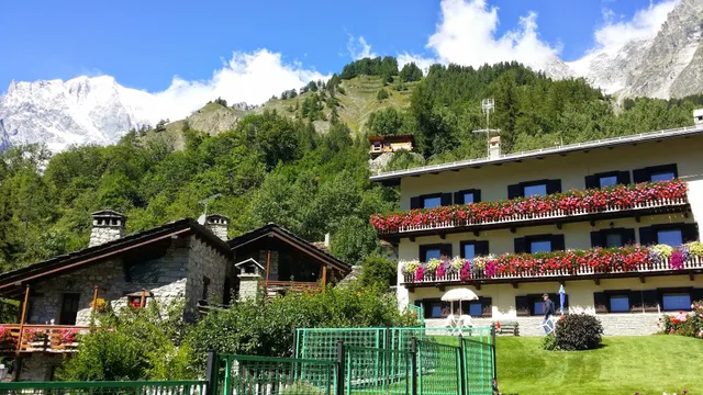 Maison di Luisa Courmayeur Apartments