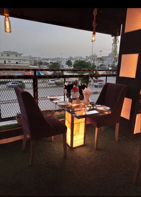 Fire 'n' Steak House Dha 2 branch