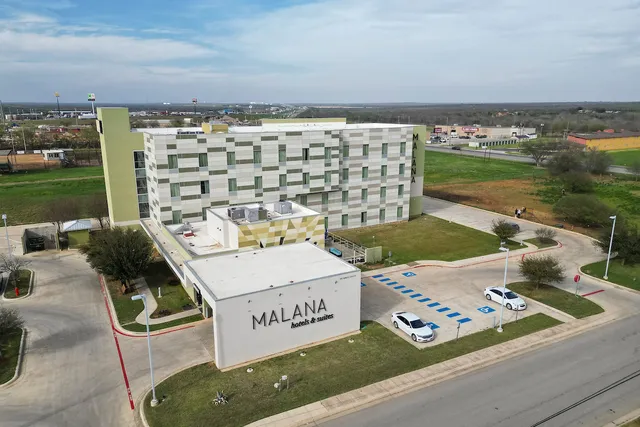 Malana Hotels and Suites