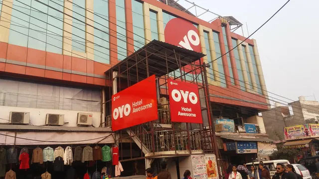 OYO Flagship Hotel park view 1