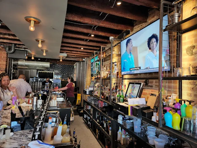 Nola Seafood & Spirits