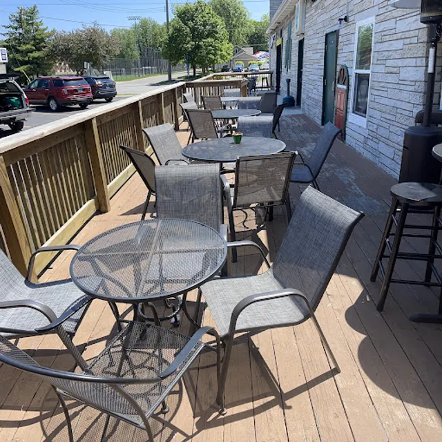 Kavanaugh's Hilltop Bar & Grill