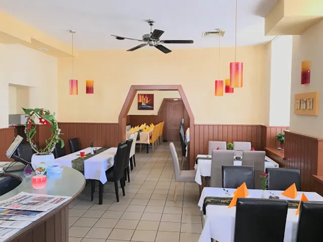 Samran Thai Restaurant