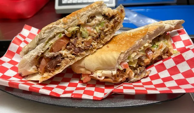 Colmado y Cafeteria La Amistad