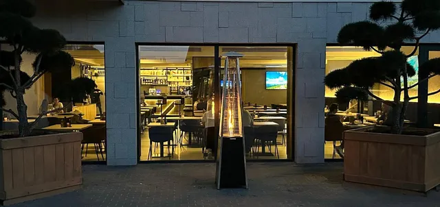 Restauracja 4 Seasons