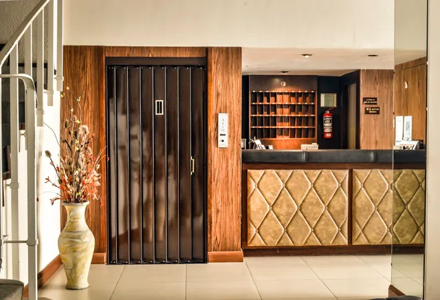 Hotel Nuevo Embajador **