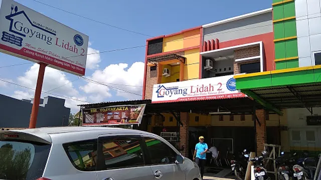 Rumah Makan Goyang Lidah 2 HBM Kota Sorong
