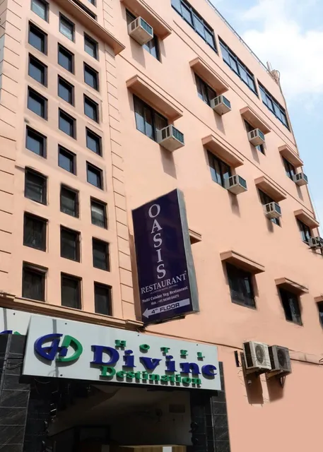 Hotel Divine Destination