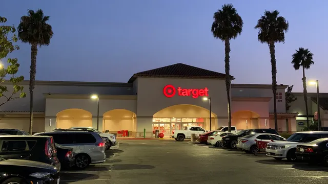 Camarillo Town Center Shopping Center