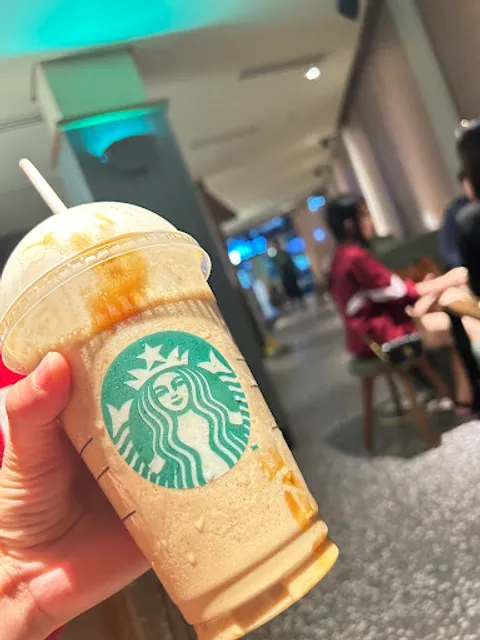 Starbucks LIVE Stop and Shop Old Sta. Mesa