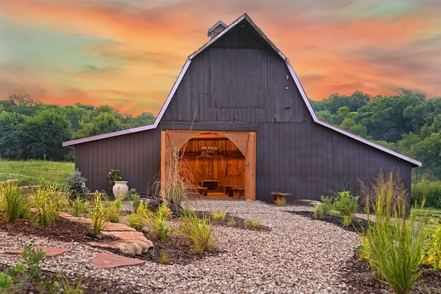 Circle S Ranch & Country Inn