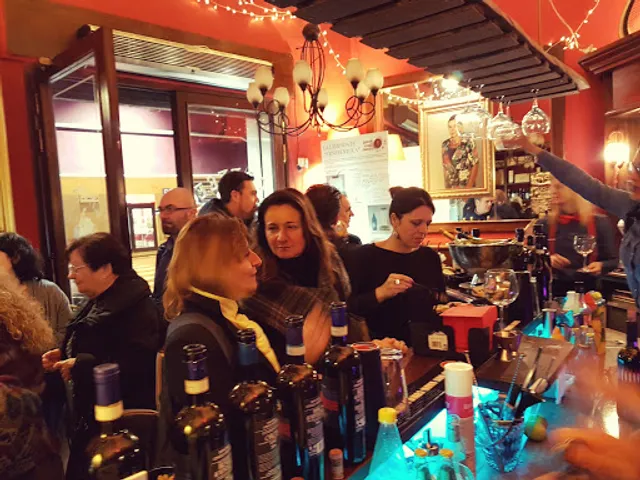 la Cantina caffè & wine bar